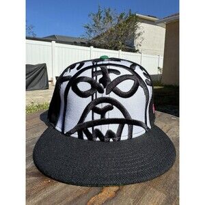 Mishka New Era 59Fifty Fitted Wool Hat Size 7 1/4 Bear Black & Green